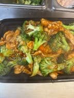 Best Chicken w. Broccoli in Secane, PA